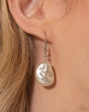 Load image into Gallery viewer, Seashell Shanty - White - Paparazzi