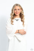 Load image into Gallery viewer, Round Royalty - Silver - Paparazzi