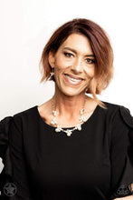 Load image into Gallery viewer, Toast To Perfection - Gold Bracelet