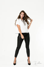 Load image into Gallery viewer, Defiant - 2021 Zi Collection - Paparazzi