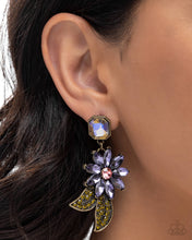 Load image into Gallery viewer, Momentous Majesty - Brass Earring