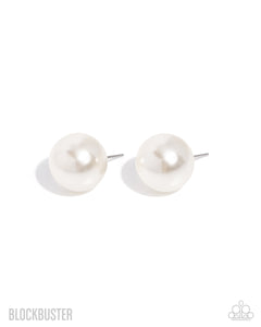 Preppy Princess - Pearl Post Earring