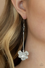 Load image into Gallery viewer, Opulently Orchid - Silver - Paparazzi - Dtye Embellishing Boutique