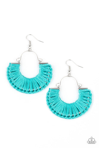 Threadbare Beauty - Blue - Paparazzi - Dtye Embellishing Boutique