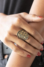 Load image into Gallery viewer, Oceanic Oasis - Brass - Paparazzi - Dtye Embellishing Boutique