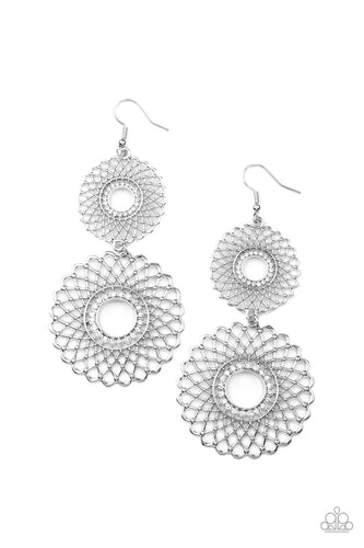 Regal Roulette - White - Paparazzi - Dtye Embellishing Boutique