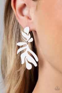 Palm Picnic - Silver - Paparazzi - Dtye Embellishing Boutique