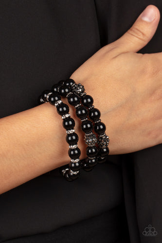 Poshly Packing - Black - Paparazzi