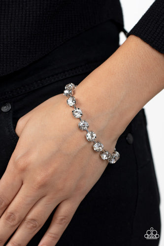 A-Lister Afterglow - White - Paparazzi - Dtye Embellishing Boutique