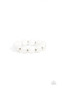 Arctic Affluence - White - Paparazzi - Dtye Embellishing Boutique