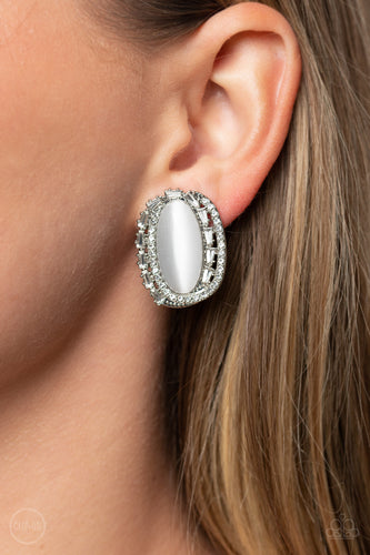 Shimmery Statement - Clip On - Paparazzi