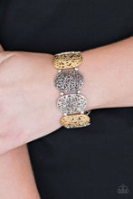 Load image into Gallery viewer, Everyday Elegance - Paparazzi - Dtye Embellishing Boutique