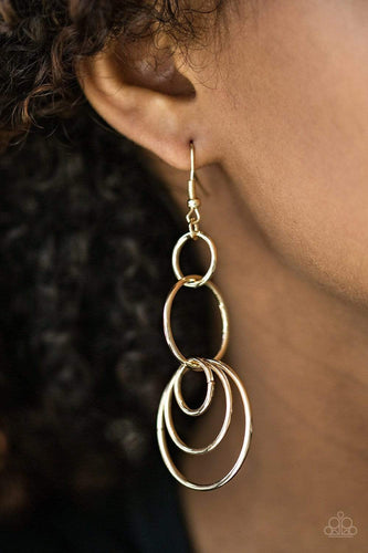 Chic Circles - Gold - Paparazzi Earrings