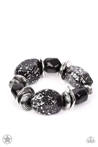 Glaze of Glory - Black - Paparazzi Jewelry