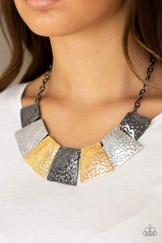 Here Comes The Huntress - Multi Necklace