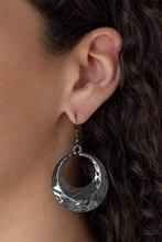 Load image into Gallery viewer, Savory Shimmer - Black Earrings