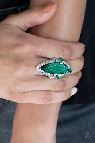 Sparkle Smitten - Green - Paparazzi Ring