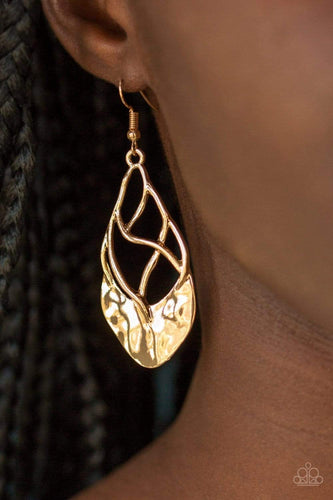 Super Swanky - Gold -= Paparazzi Earrings