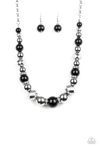 Weekend Party - Black - Paparazzi Necklace